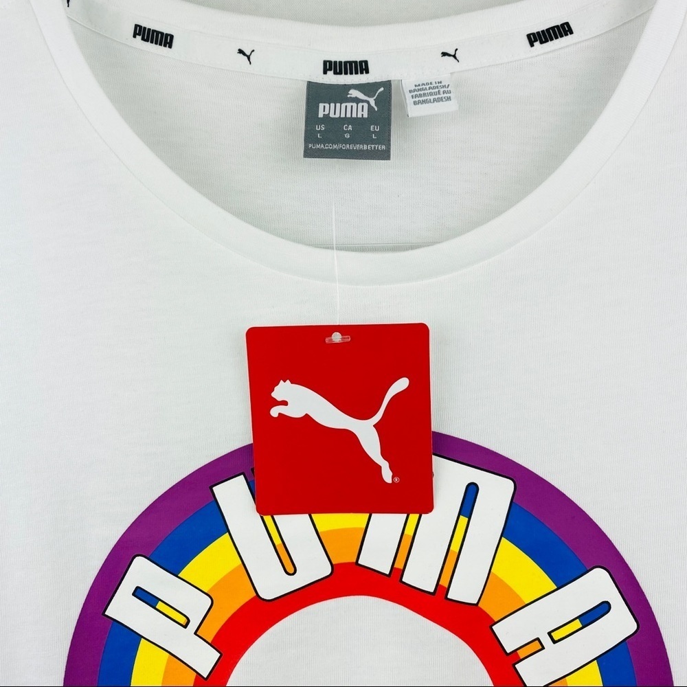 Puma | Women's Cropped Puma Tee - Picture 4 of 4